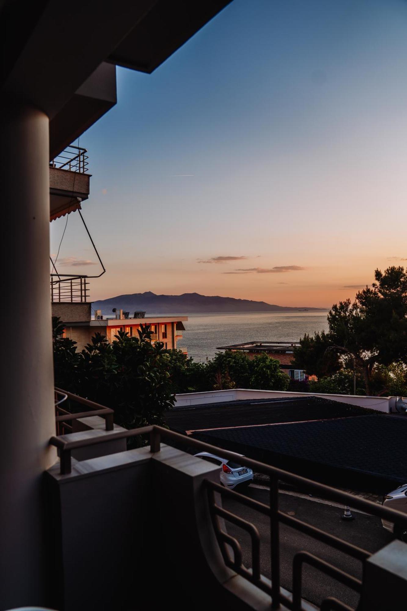 Hotel Chicago Sarandë Quarto foto